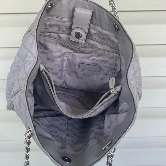 2016 VTG Michael Kors Susannah Lg Quilted-Leather Tote/Shoulder Bag ~ Pearl Grey - Picture 3 of 14